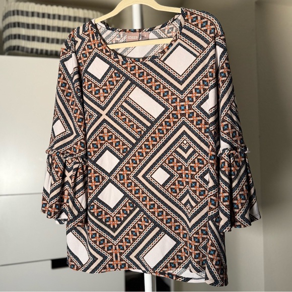 Chico's Brown and Black Graphic Ruffled 3/4 Sleeve Blouse Women’s Plus Size 3 - Picture 3 of 6
